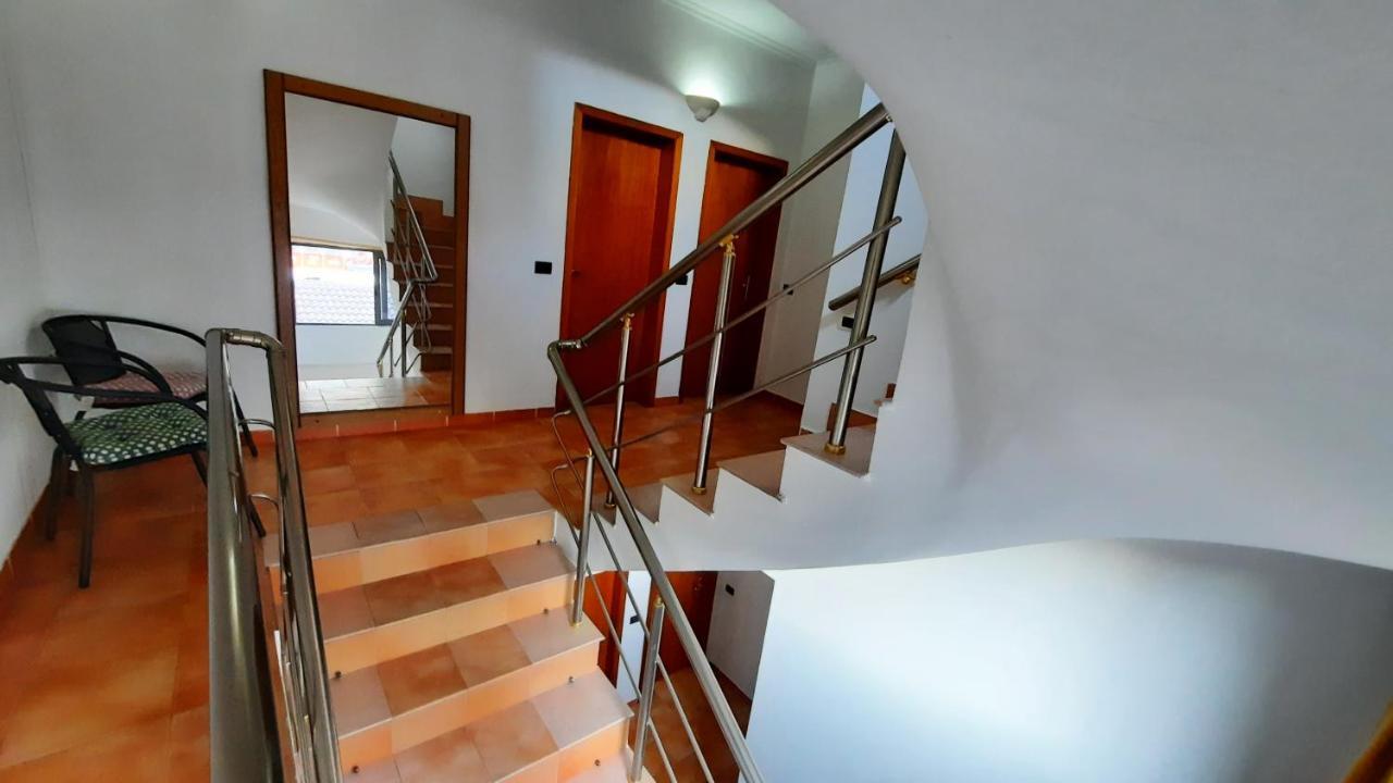 ~Villa Gloria~ Дуррес Екстер'єр фото